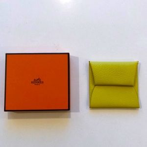 NWOT Hermes Bastia change purse Yellow